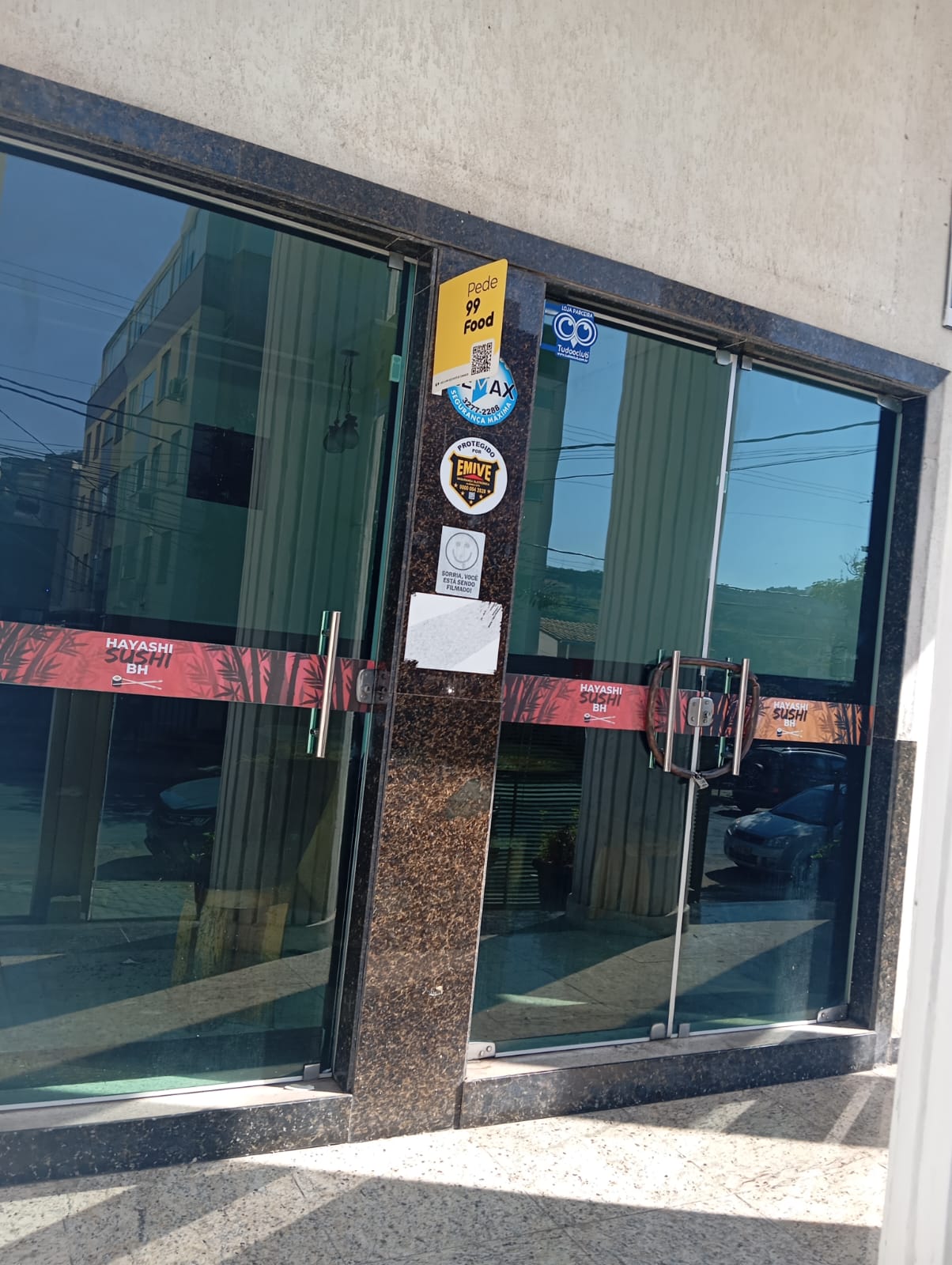 Tem espaço castelo sushi só $2.880, paga usa, sem fiador , aluguel barato , excelente local, sem iptu, Direto , granito ,blindex , excelente ,barato aluguel castelo ZAP 997918272